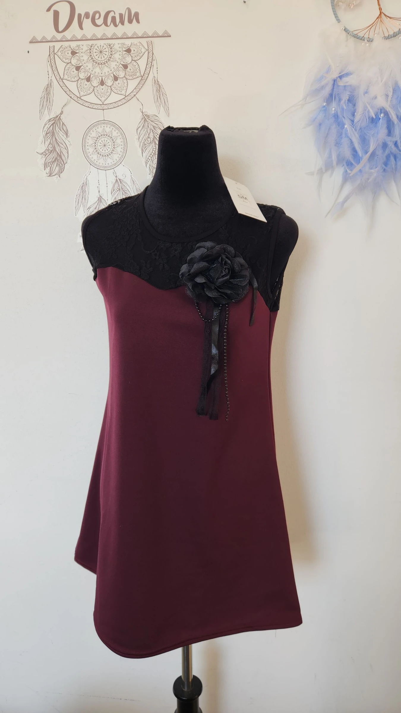 Bordeaux kleed en zwarte kant met afneembare decoratieve bloem●Maat S/M●✿ – photo 3